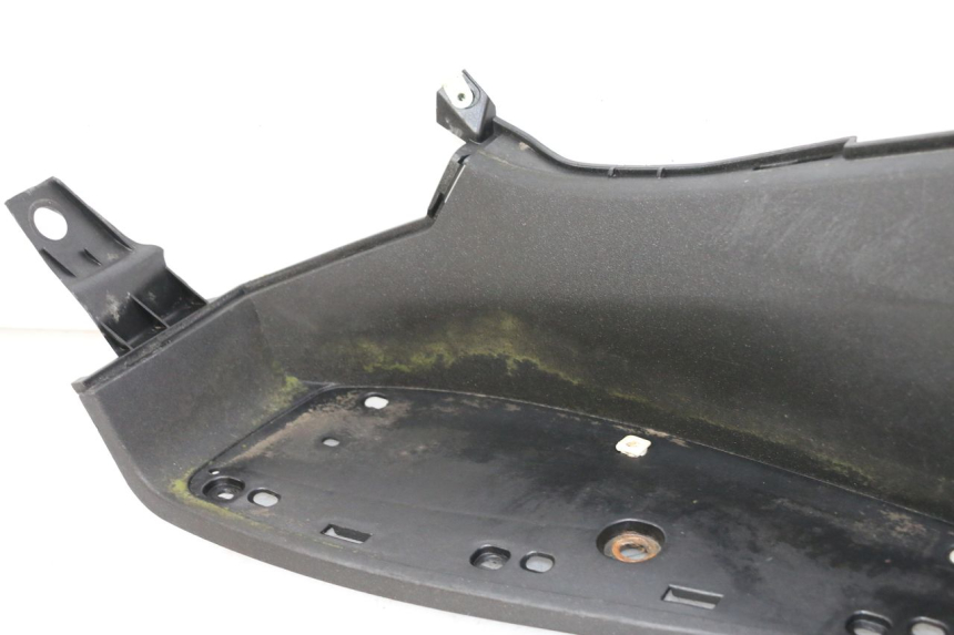 photo de MARCHE PIED GAUCHE PEUGEOT SATELIS 125 (2013 - 2018) - Points de fixation