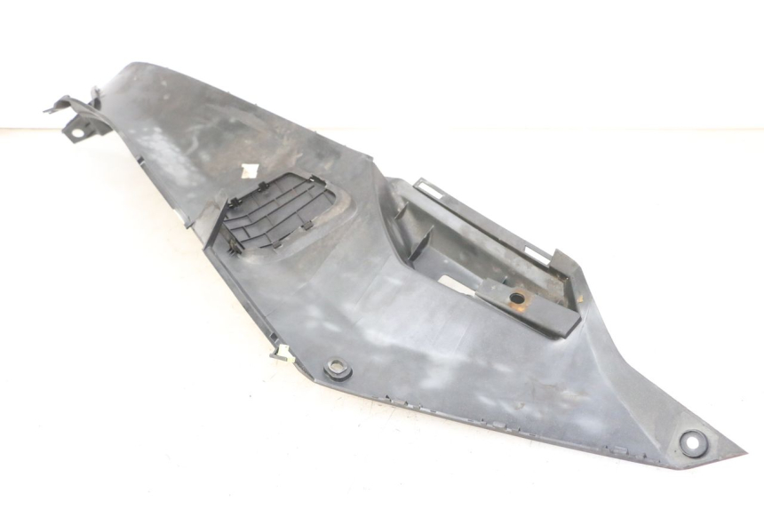 photo de MARCHE PIED GAUCHE PEUGEOT SATELIS 125 (2013 - 2018) - Zoom état d’usage