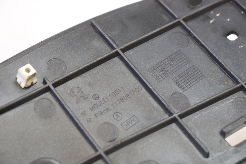 photo de MARCHE PIED GAUCHE PEUGEOT SATELIS 125 (2013 - 2018) - Vue produit