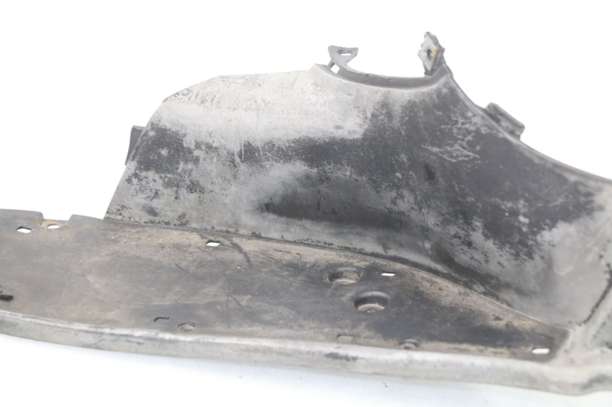 photo de MARCHE PIED GAUCHE APRILIA SCARABEO GT 125 (1999 - 2007) - Points de fixation