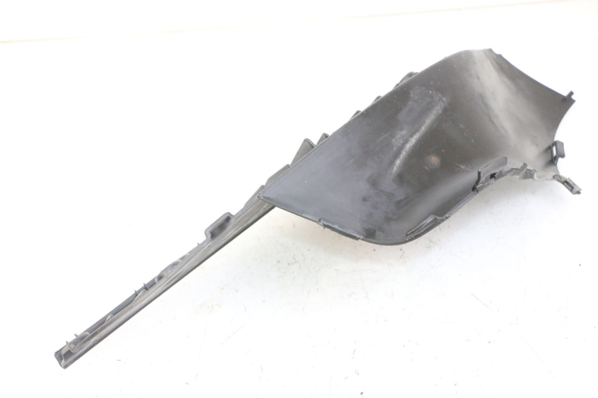 photo de MARCHE PIED GAUCHE APRILIA SCARABEO GT TOURING 125 (1999 - 2005) - Détail de la pièce