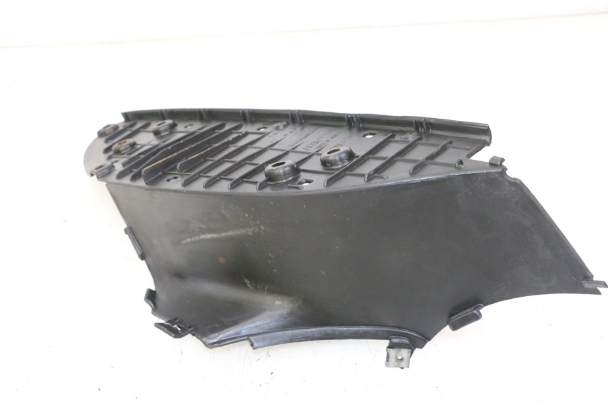 photo de MARCHE PIED GAUCHE APRILIA SCARABEO GT TOURING 125 (1999 - 2005) - Autre angle de vue