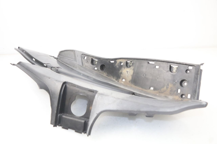 photo de MARCHE PIED GAUCHE RAZZO STEED 125 (2012 - 2018) - Points de fixation