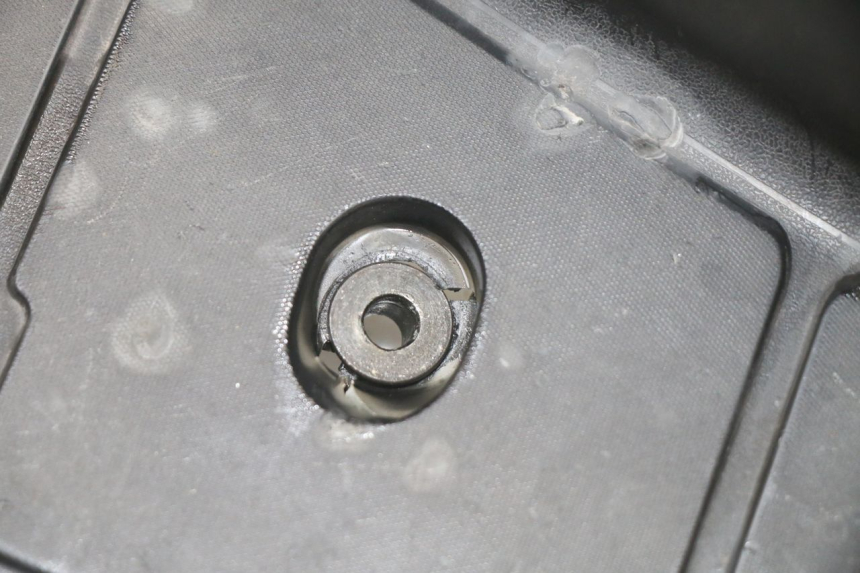 photo de MARCHE PIED GAUCHE SUZUKI BURGMAN 125 (2015 - 2017) - Zoom état d’usage