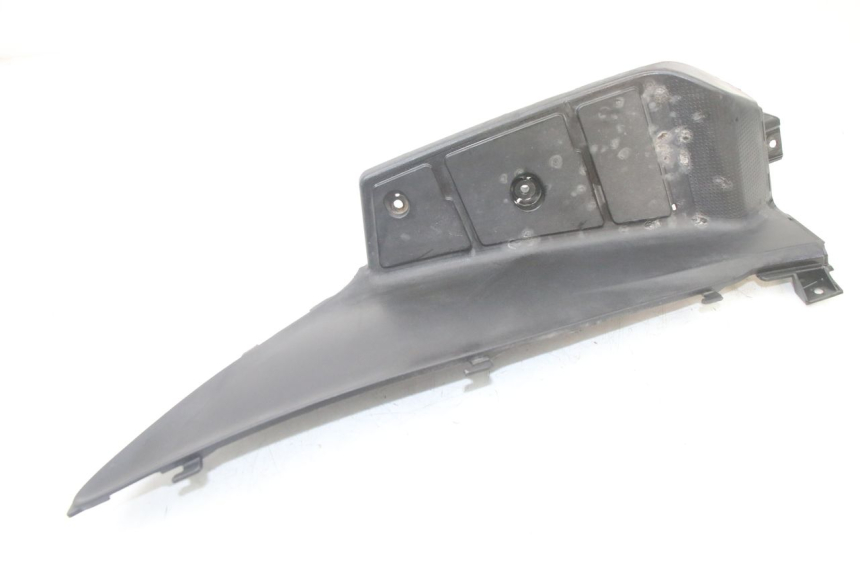 photo de MARCHE PIED GAUCHE SUZUKI BURGMAN 125 (2015 - 2017) - Gros plan technique