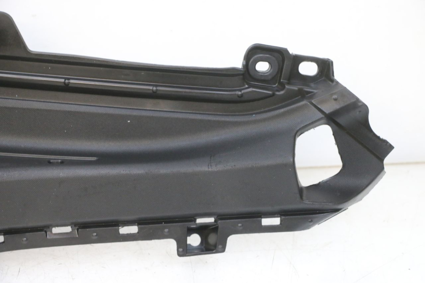 photo de MARCHE PIED GAUCHE YAMAHA TRICITY 300 (2020 - 2024) - Zoom qualité