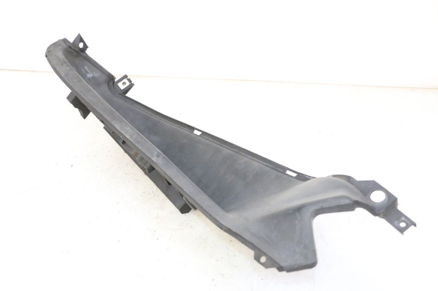 photo de MARCHE PIED GAUCHE YAMAHA X-CITY XCITY 125 (2007 - 2013) - Points de fixation