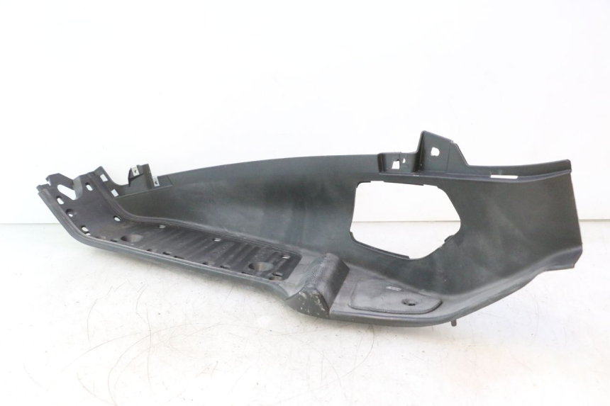 photo de MARCHE PIED GAUCHE PIAGGIO X8 STREET 125 (2006 - 2007) - Vue principale