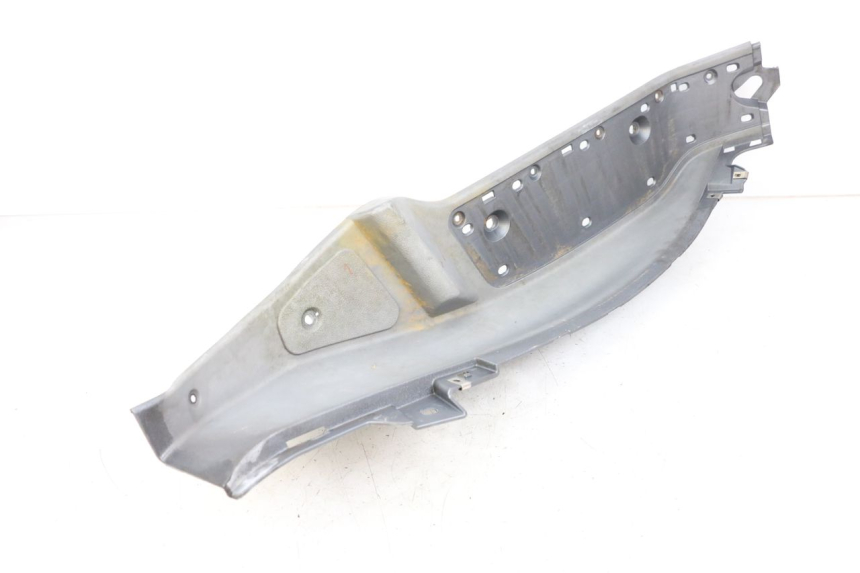 photo de MARCHE PIED GAUCHE PIAGGIO X8 125 (2004 - 2007) - Détail de la pièce