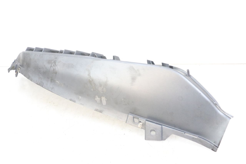 photo de MARCHE PIED GAUCHE PIAGGIO X8 125 (2004 - 2007) - Zoom état d’usage