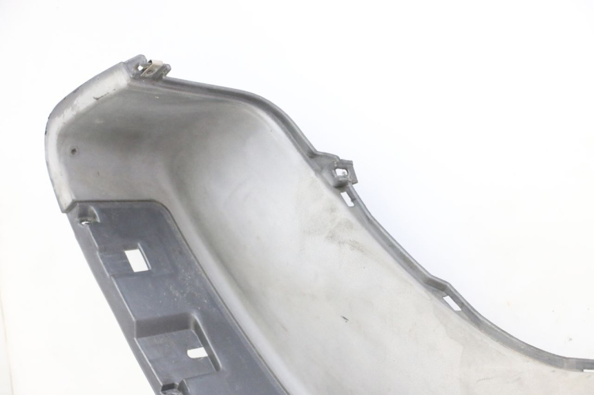 photo de MARCHE PIED GAUCHE PIAGGIO X9 EVOLUTION 125 (2003 - 2007) - Points de fixation