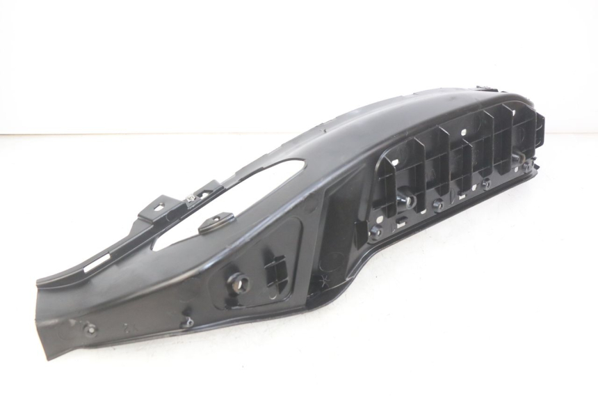 photo de MARCHE PIED GAUCHE PIAGGIO XEVO - X EVO 125 (2007 - 2017) - Détail de la pièce