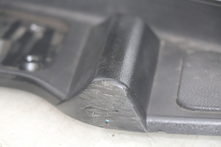 photo de MARCHE PIED GAUCHE PIAGGIO XEVO - X EVO 125 (2007 - 2017) - Vue d’ensemble