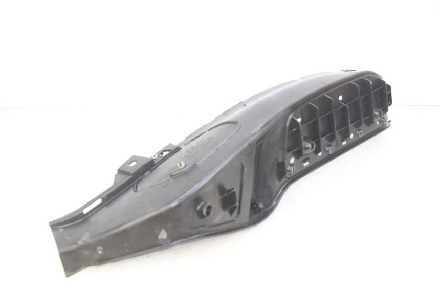 photo de MARCHE PIED GAUCHE PIAGGIO XEVO - X EVO 125 (2007 - 2017) - Zoom état d’usage