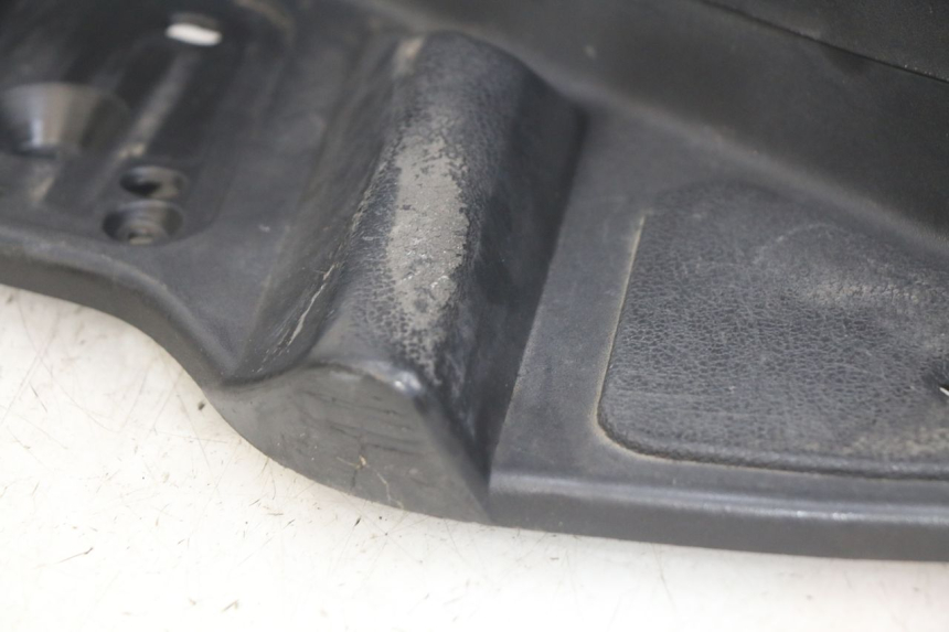 photo de MARCHE PIED GAUCHE PIAGGIO XEVO - X EVO 125 (2007 - 2017) - Vue d’ensemble