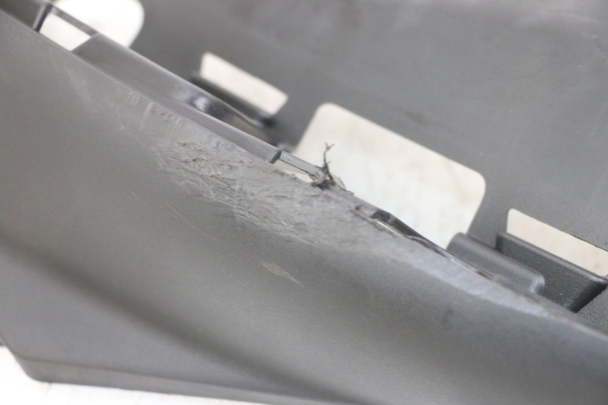 photo de MARCHE PIED GAUCHE YAMAHA NEO'S NEOS 2T EASY 50 (2013 - 2016) - Points de fixation