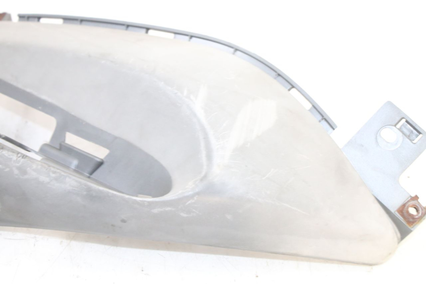 photo de MARCHE PIED GAUCHE YAMAHA NEOS NEO'S 4T 50 (2008 - 2016) - Gros plan technique