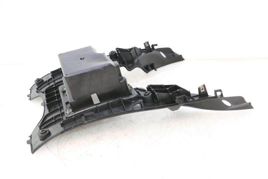 photo de MARCHE PIED EUROCKA GTR 50 (2007 - 2017) - Points de fixation
