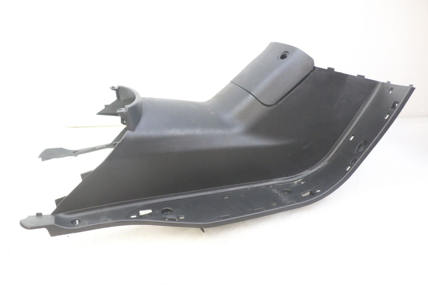 photo de MARCHE PIED REVATTO IMPERATOR 125 (2007 - 2015) - Marquages et références