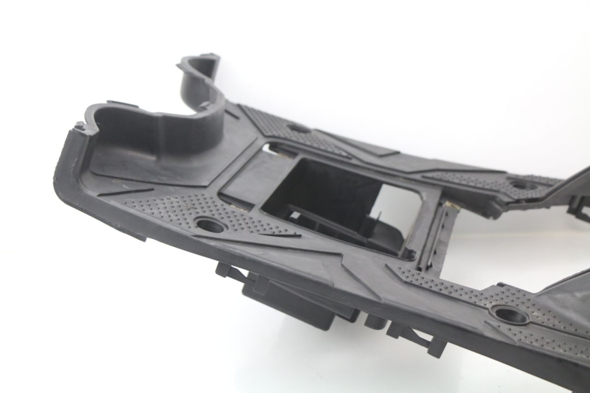 photo de MARCHE PIED SYM JET 4 50 (2010 - 2014) - Points de fixation