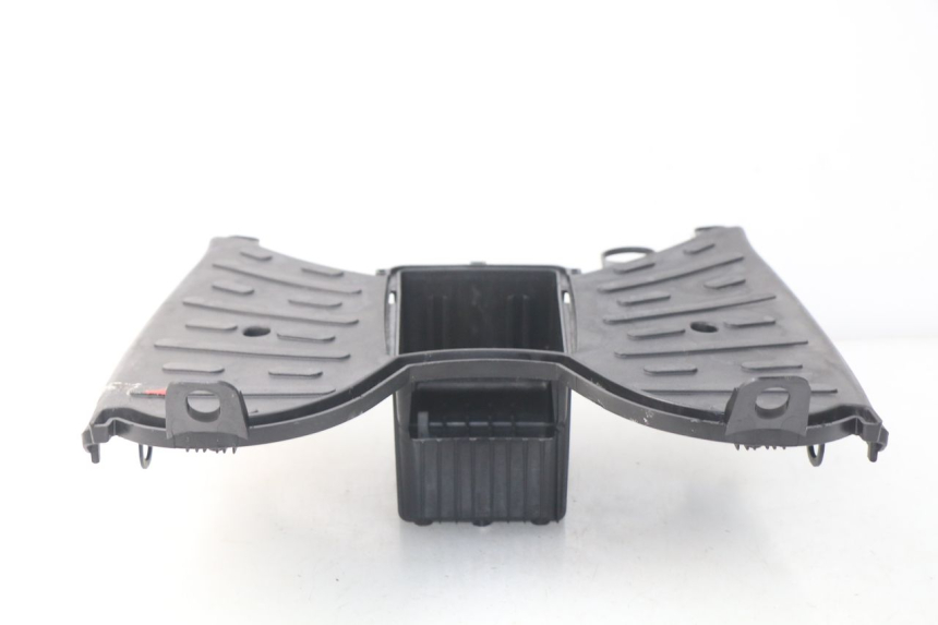 photo de MARCHE PIED PEUGEOT KISBEE 2T 50 (2010 - 2017) - Vue rapprochée