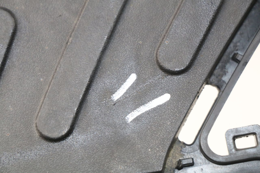 photo de MARCHE PIED PEUGEOT KISBEE 2T 50 (2010 - 2017) - Zoom état d’usage