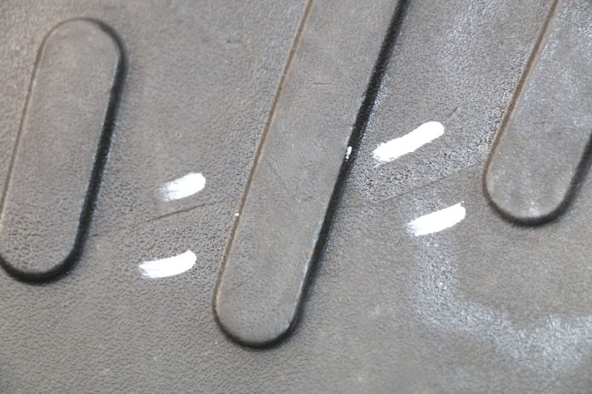 photo de MARCHE PIED PEUGEOT KISBEE 2T 50 (2010 - 2017) - Autre angle de vue