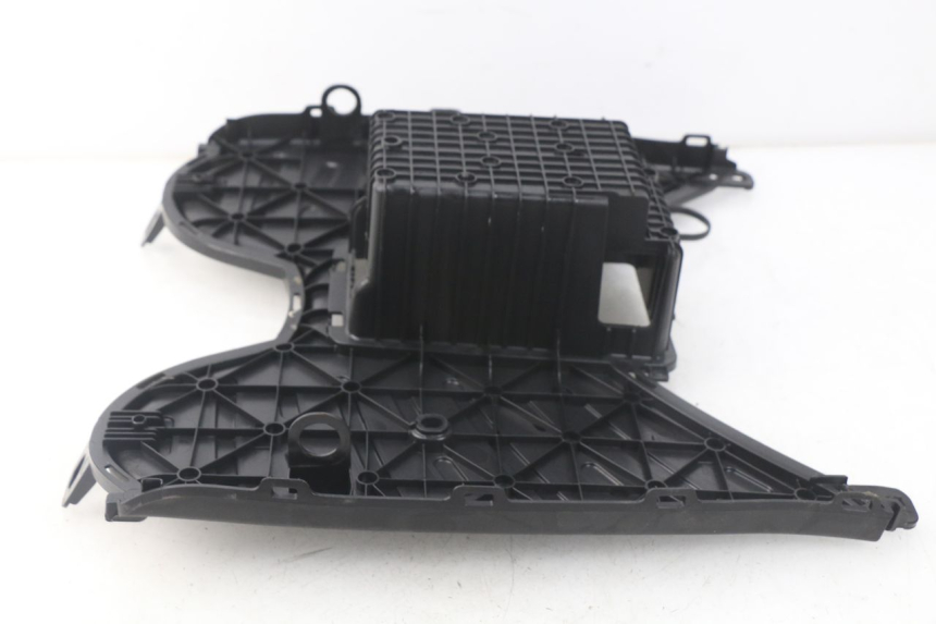 photo de MARCHE PIED PEUGEOT KISBEE 2T 50 (2010 - 2017) - Autre angle de vue