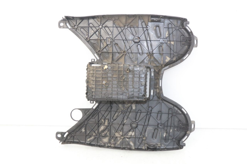 photo de MARCHE PIED PEUGEOT KISBEE 2T 50 (2010 - 2017) - Autre angle de vue