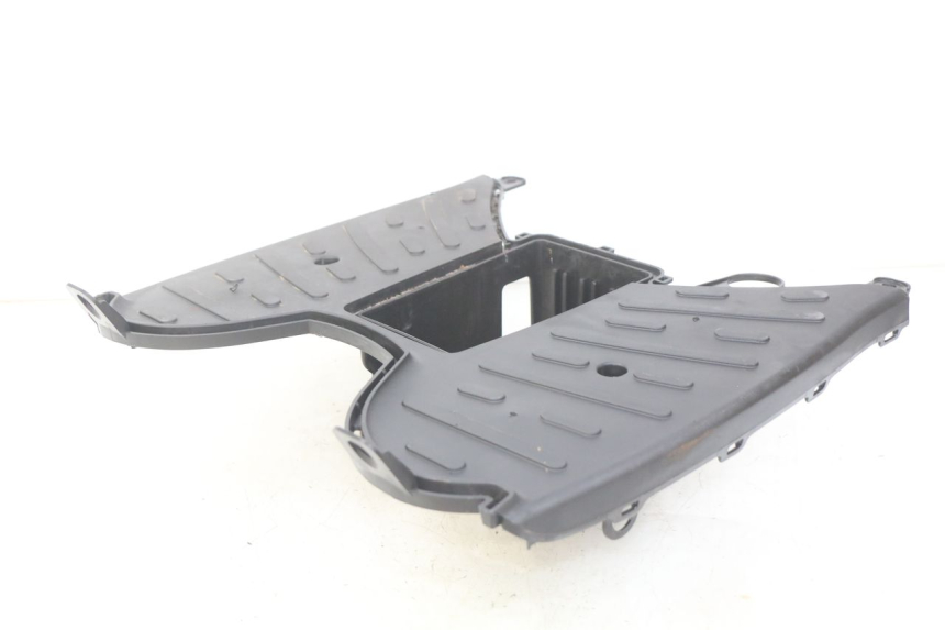 photo de MARCHE PIED PEUGEOT KISBEE 2T 50 (2018 - 2022) - Gros plan technique