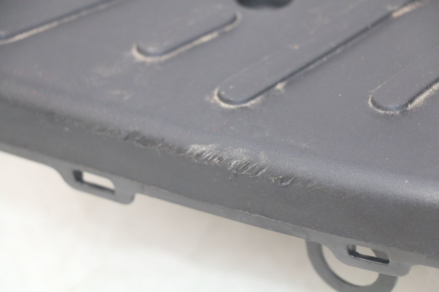 photo de MARCHE PIED PEUGEOT KISBEE 2T 50 (2018 - 2022) - Vue d’ensemble