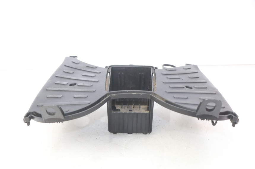 photo de MARCHE PIED PEUGEOT KISBEE 4T 50 (2010 - 2017) - Vue d’ensemble