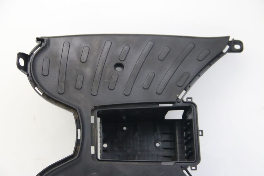 photo de MARCHE PIED PEUGEOT KISBEE 4T 50 (2018 - 2022) - Gros plan technique