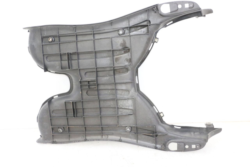 photo de MARCHE PIED PIAGGIO LIBERTY 4T 50 (2009 - 2015) - Points de fixation