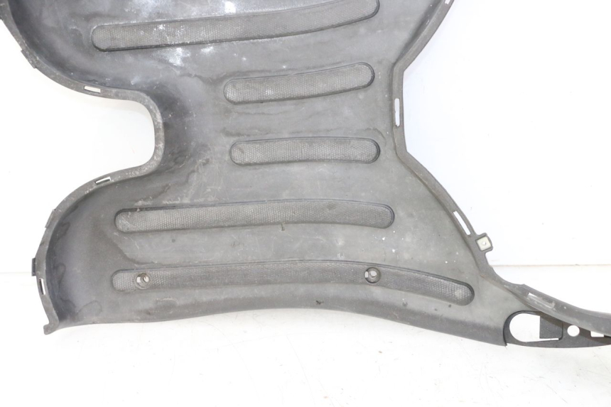 photo de MARCHE PIED PIAGGIO LIBERTY 4T 50 (2009 - 2015) - État de surface