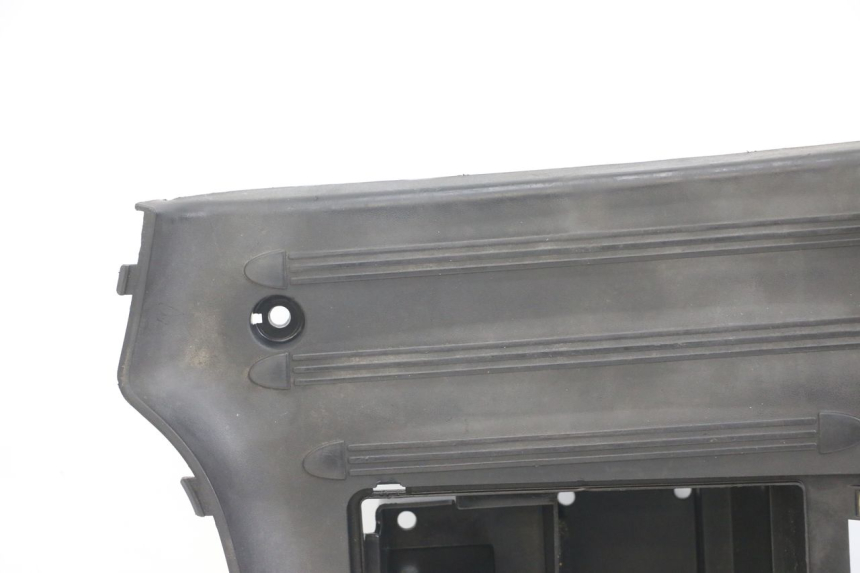 photo de MARCHE PIED KYMCO LIKE 125 (2009 - 2016) - Vue rapprochée