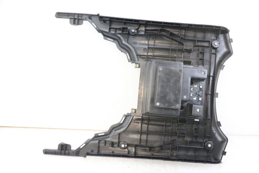 photo de MARCHE PIED KYMCO LIKE 125 (2009 - 2016) - Points de fixation