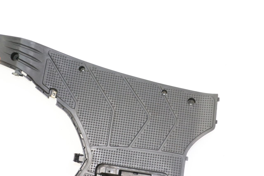 photo de MARCHE PIED LONGJIA SHARPY 125 (2020 - 2024) - État de surface