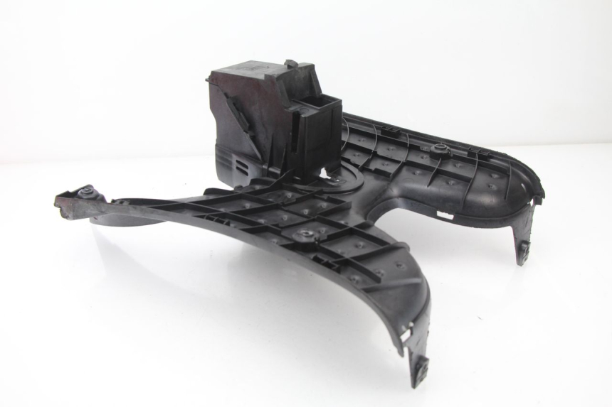 photo de MARCHE PIED PEUGEOT LOOXOR 50 (2001 - 2004) - État de surface