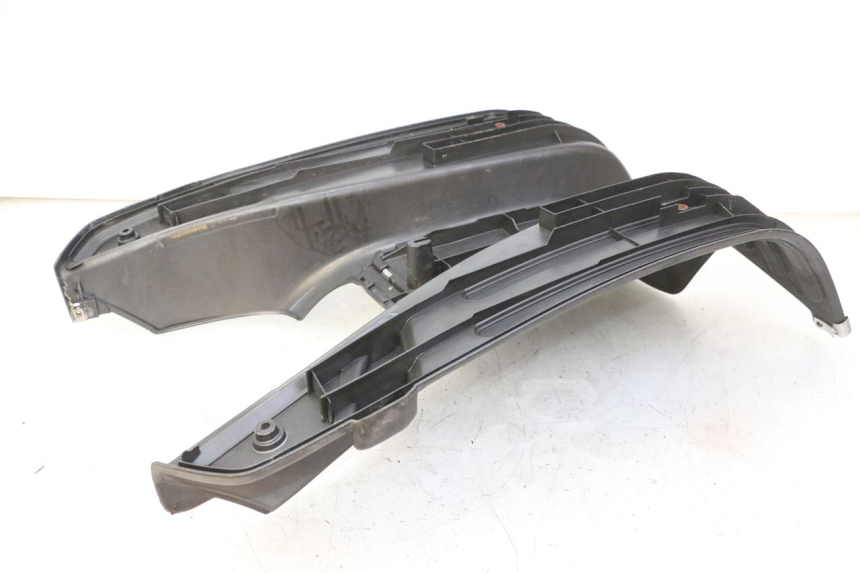 photo de MARCHE PIED PIAGGIO LXV 4T 50 (2009 - 2013) - Détail de la pièce