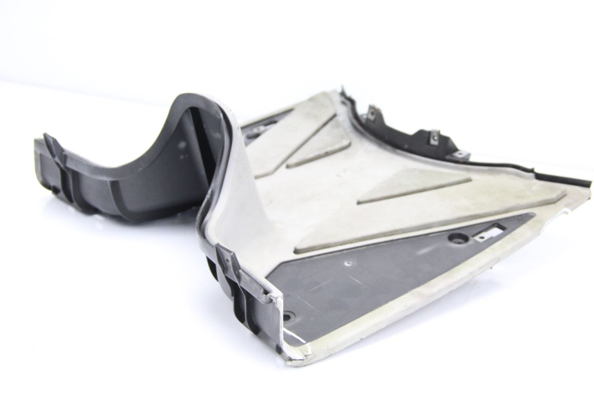 photo de MARCHE PIED PIAGGIO NEW TYPHOON 50 (2010 - 2017) - Autre angle de vue