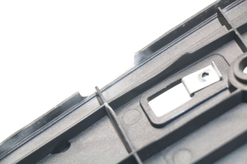 photo de MARCHE PIED PIAGGIO NEW TYPHOON 50 (2010 - 2017) - Autre angle de vue