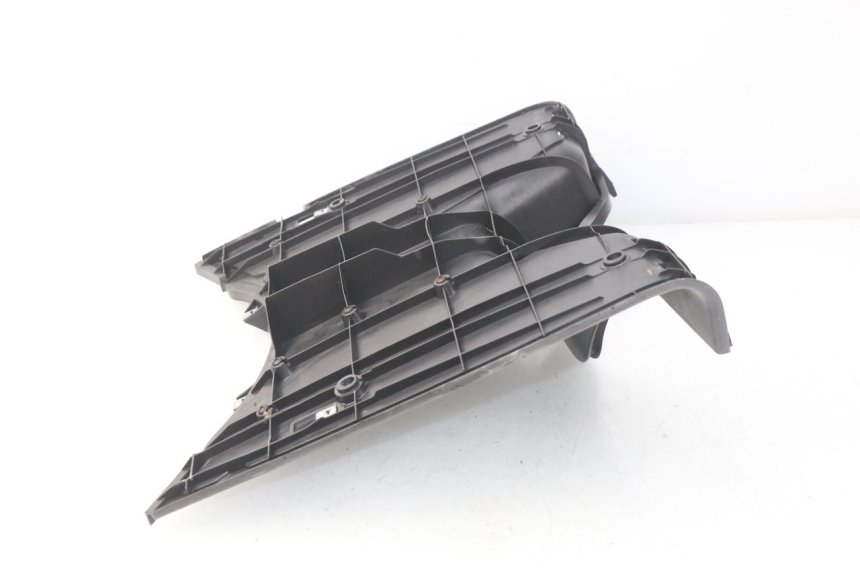 photo de MARCHE PIED PIAGGIO NEW TYPHOON 50 (2010 - 2017) - Gros plan technique