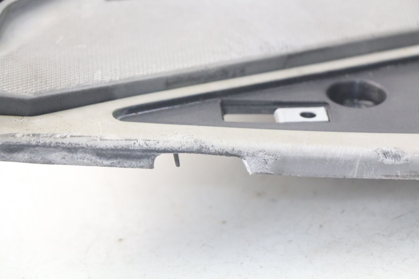 photo de MARCHE PIED PIAGGIO NEW TYPHOON 50 (2010 - 2017) - État de surface