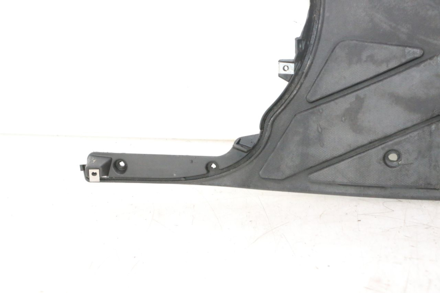 photo de MARCHE PIED PIAGGIO NEW TYPHOON 50 (2018 - 2021) - Autre angle de vue