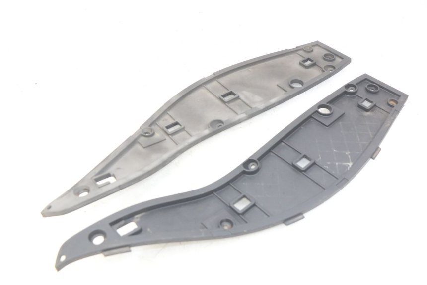 photo de MARCHE PIED GILERA NEXUS 125 (2007 - 2009) - Zoom état d’usage