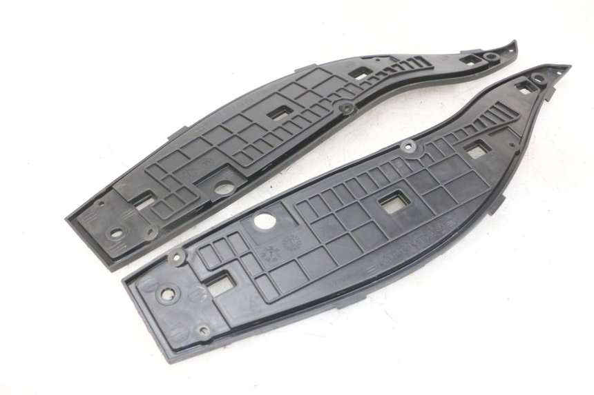 photo de MARCHE PIED GILERA NEXUS 125 (2009 - 2013) - Zoom état d’usage