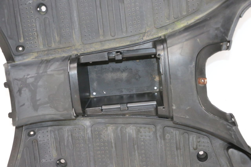 photo de MARCHE PIED JM MOTORS OLDIES GT 4T 50 (2018 - 2025) - Vue rapprochée