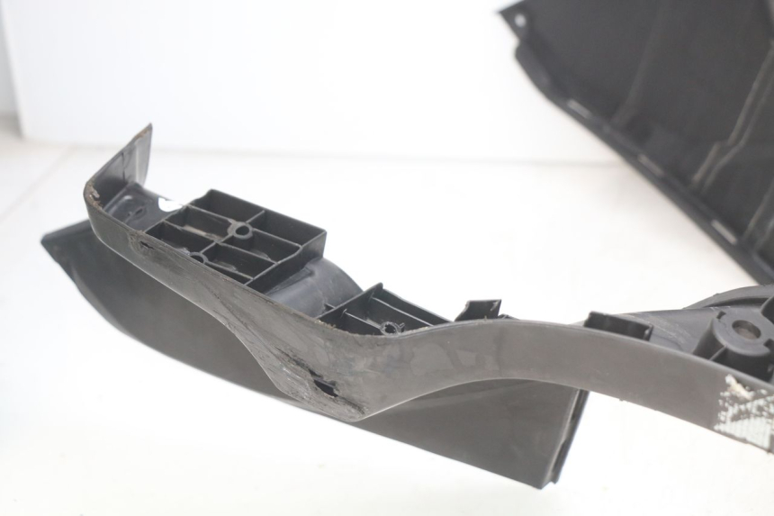 photo de MARCHE PIED SYM ORBIT 2 2T 50 (2008 - 2018) - Vue rapprochée