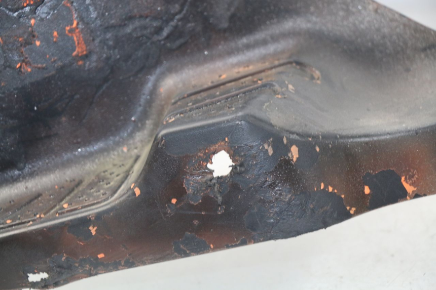 photo de MARCHE PIED SYM ORBIT 2 4T 50 (2008 - 2017) - Marquages et références